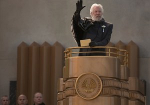 movies-the-hunger-games-catching-fire-donald-sutherland-president-snow