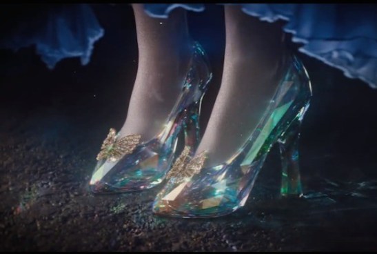 Cinderella-glas-slippers_zimbio.com_