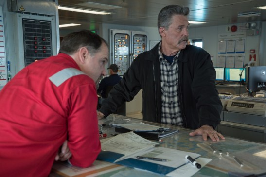 deep-water-horizon-mark-wahlberg-peter-berg-and_jimmy_harrell_kurt_russell_right_in_deepwater_horizon