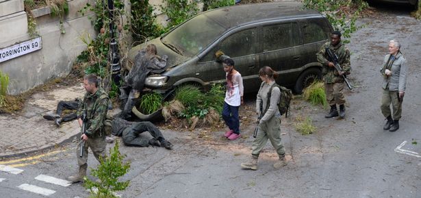 she-who-brings-gifts-5