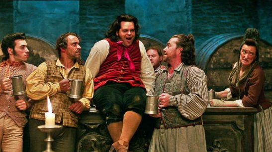 gallery-1488817735-josh-gad-lefou-beauty-and-the-beast