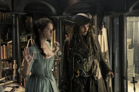 pirates-of-the-caribbean-5-salazars-rache-mit-johnny-depp-und-kaya-scodelario