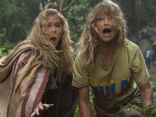 snatched-film-still-810x610