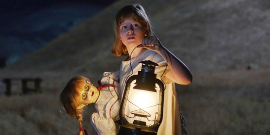 Lulu-Wilson-as-Linda-in-Annabelle-Creation