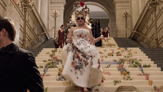 oceans-8-costumes-sarah-edwards