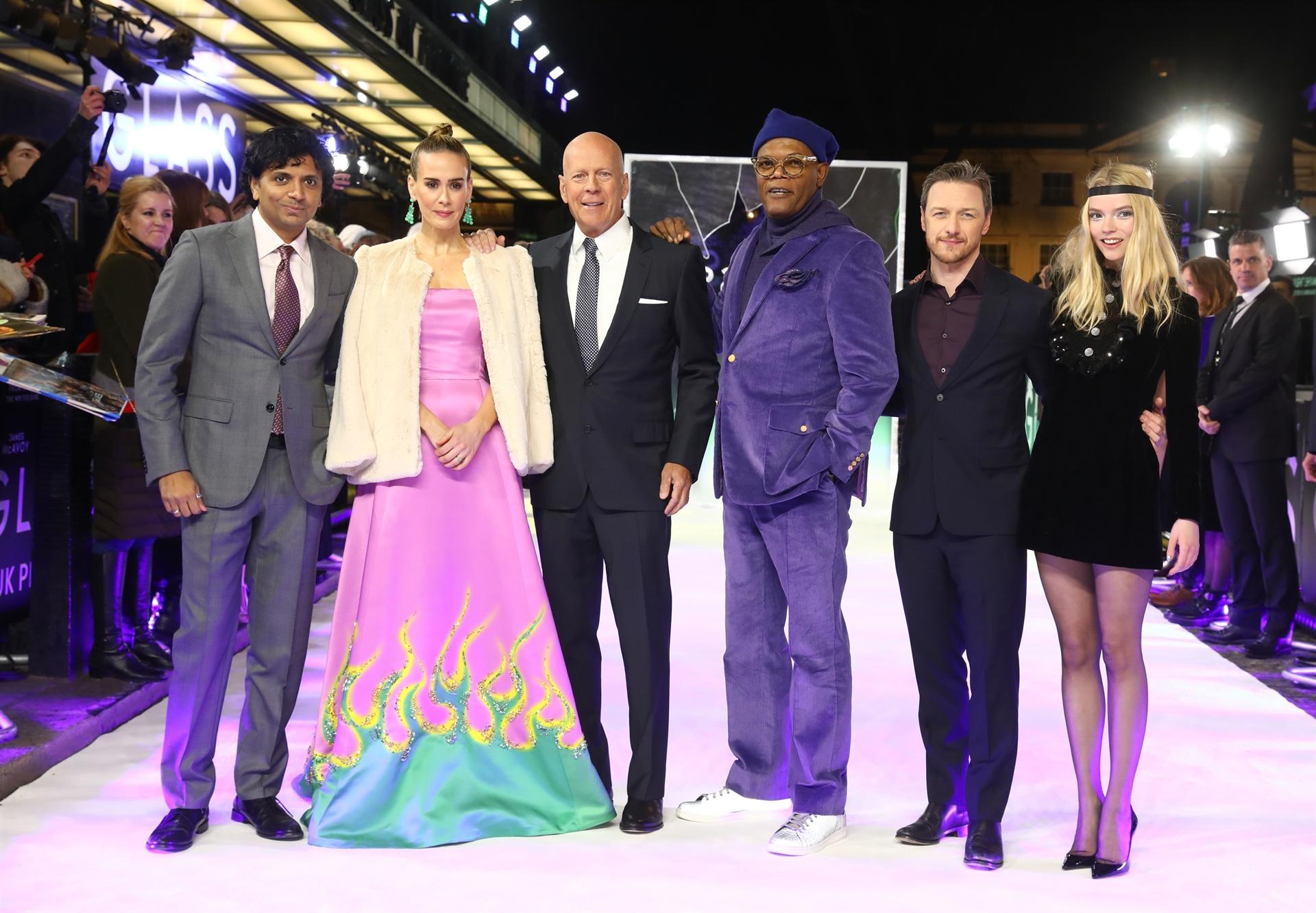 5c373bb2c03c0e22684ddb3e